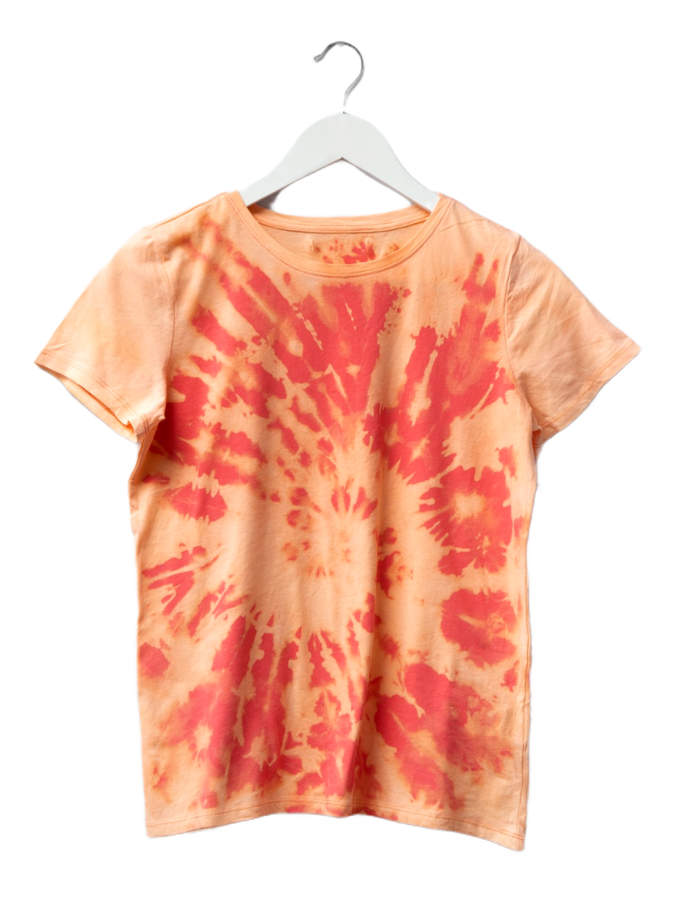 T-shirt painting indoors still life